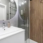 Popieluszki Modern By Solarento