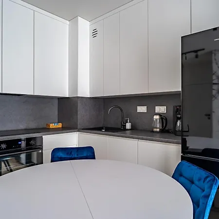 아파트 Popieluszki Modern By Solarento