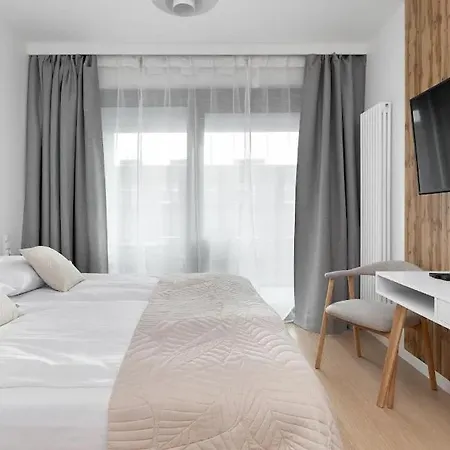 Popieluszki Modern By Solarento Apartmán