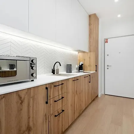 Popieluszki Modern By Solarento