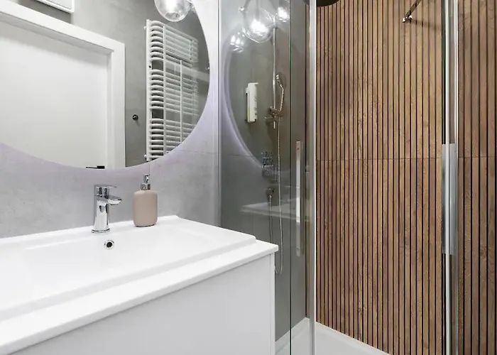 Popieluszki Modern By Solarento